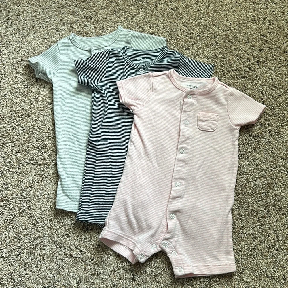 CARTERS UNISEX SNAP SHORTIE ROMPER SET